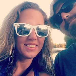 Meet your Posher, Holly